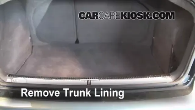 2004 Volkswagen Jetta GL 2.0L 4 Cyl. Sedan Tires & Wheels Change a Flat Tire